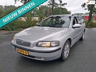 Volvo V70 2.4 D LEUKE AUTO RIJDT EN SCHAKELT GOED