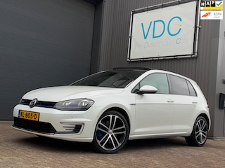 Volkswagen Golf 1.4 TSI GTE | Automaat | Schuifdak | Xenon