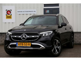 Mercedes-Benz GLC 300e 4MATIC Plug in hybride PHEV*Perfect MB Onderh.*1ste Eig.*Luchtvering/Elek. Trekhaak/ACC/Stoelverw./Stuurverw./Dodehoek/LED/Camera/Apple Carplay-Android/Parkeersens.V+A/18 inch LM*