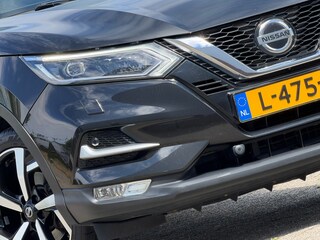 Nissan Qashqai 1.3 DIG-T Tekna + Automaat - Brilliant Black - Panorama/Camera/Carplay/Leder