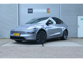 Tesla Model Y Premium Long Range AWD 75 kWh Performance Boost (1.800,-), AutoPilot4.0 (FSD 99,- p/mnd)