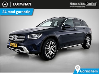 Mercedes-Benz GLC 300 e 4MATIC Plug-In Hybride Panoramadak | Treeplanken | Achteruitrijcamera Inclusief 24 maanden MB Certified garantie voor Europa.