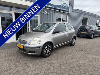 Toyota Yaris 1.0 VVT-i Idols MMT