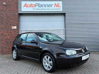 Volkswagen Golf IV 1.6 Highline! Clima! Navi! *27.243 KM!*
