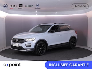 Volkswagen T-Roc 1.5 TSI Sport 150 pk Automaat (DSG) | Navigatie via App | Parkeersensoren | Autom. airco | Stoelverwarming | Black Style pakket |