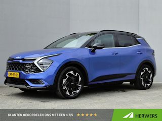 Kia Sportage 1.6 T-GDi Plug-in Hybrid AWD GT-Line / Fabrieksgarantie tot 03-2031 / Dealer onderhouden / 1.350 kg afneembare trekhaak / Harman/Kardon Audio Systeem / Elektrische achterklep / Stuur- Stoel & Achterbank verwarming / Rondomzicht camera / Stoelventilatie / Apple Carplay Android Auto /
