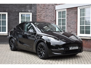 Tesla Model Y Long Range dual motor - AWD -92% SOH Wij zijn op afspraak geopend! Graag bellen voor uw komst.
