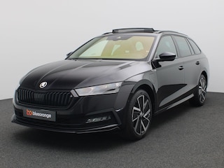 Skoda Octavia Combi 1.4 TSI iV PHEV Sportline Business 204PK DSG Panorama dak, Trekhaak, Head-up display, Side assist, PDC v+a, 18"Lmv vega aero, Keyless