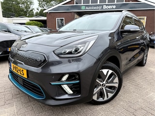 Kia Niro e-Niro ExecutiveLine 64 kWh Trekhaak, App Connect, Leer, Camera, Stoel/Stuur Verwarming