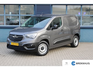 Opel Combo Electric 50kWh 136 PK | CAMERA | NAVIGATIE | BETIMMERING | VERWARMD STUUR | VOORVERWARMBAAR | APPLE CARPLAY/ANDROID AUTO |