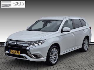 Mitsubishi Outlander 2.4 PHEV Intense S | Dealeronderhouden| Metallic Wit | Trekhaak 1500KG|