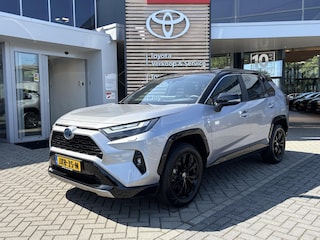 Toyota RAV4 2.5 HYBRID AWD STYLE APPLE/ANDROID LEDER STOEL/STUUR/VOORRUITVERWARM. ELEK. ACHTERKLEP. 1650KG-TREK. CAMERA P-SENSOREN KEYLESS