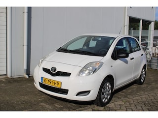 Toyota Yaris 1.0 VVTi Cool