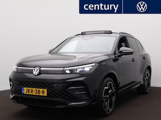 Volkswagen Tiguan 1.5 eHybrid R-Line Edition | Panodak | Zwenk. Trekhaak | Camera | Navi | IQ-Light |