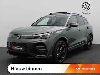 Volkswagen Tiguan 1.5 eHybrid R-Line Edition 272PK DSG Panoramadak, Trekhaak, 20" LM Velgen, Black Style, 360gr. Camera, Head-Up Display, Navi, Harman Kardon Audio