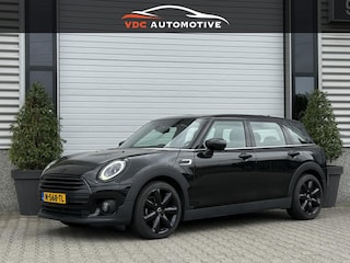 Mini Clubman 1.5 Cooper Camera | ACC | Comfort Access | Leder | DAB | Stoelverwarming | Stuurwielverwarming | 1e Eigenaar | BTW | Facelift