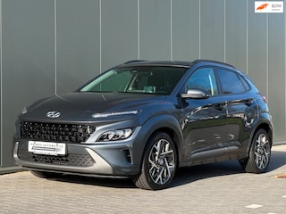 Hyundai Kona 1.6 HEV Creative Automaat // Head-Up // CarPlay // Camera // Keyless // Dodehoek
