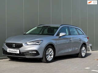 Seat Leon Sportstourer 1.0 eTSI DSG Automaat // CarPlay // Camera // Trekhaak // Digital Cockpit
