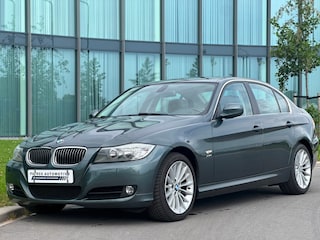 BMW 330i xDrive // 272PK // Automaat // Schuifdak // Leder // Navi Pro