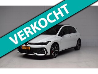 Volkswagen Golf 1.5 eHybrid GTE PANORAMADAK / HEAD-UP / 360CAMERA / LEER / TREKHAAK / SFEERVERLICHTING