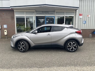 Toyota C-HR 1.8 Hybrid Business Intro