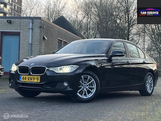 BMW 320i High executive/NAP/APK/LMV/PDC/NAVI