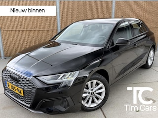 Audi A3 Sportback 30 TFSI Pro Line Achteruitrijcamera | Zwart optiek | LED koplampen | Cruise control & climate control | Lane assist | Lichtmetalen velgen | DAB ontvanger | Apple CarPlay/Android Auto