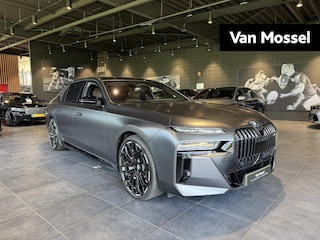 BMW M760e xDrive