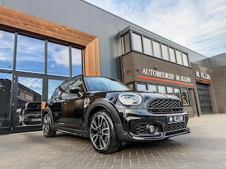 Mini Countryman Cooper S E ALL4 John Cooper Works 220pk/Navi/Camera/Head up/19"Jcw/14.000km
