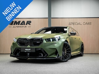BMW 5-serie Touring Unieke kleur, Vossen 23/22 inch,Akrapovic, Carbon pack rondom