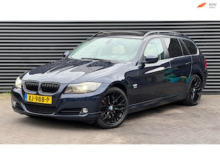 BMW 330xi High Exe | Panoramadak | Leder | Goed onderhouden |