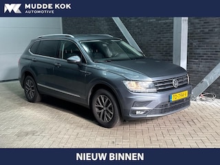 Volkswagen Tiguan 1.4 TSI Comfortline Business | ACC | Trekhaak | Elektrische Achterklep | Navigatie | Getint Glas | 17 Inch
