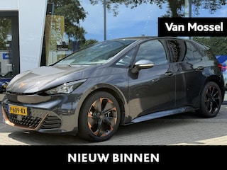 Cupra Born Performance One 62 kWh | ACHTERUITRIJCAMERA | STOELVERWARMING | ELEKTRISCH VERSTELBARE STOELEN | APPLE CARPLAY - ANDROID AUTO | ADAPTIVE CRUISE CONTROL |