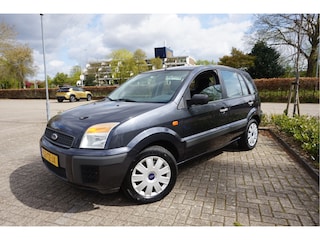 Ford Fusion 1.4-16V Champion 97.000 km!