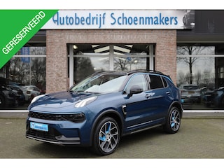 Lynk & Co 01 1.5 261PK! 6.6Kwh LADEN! 360-CAMERA STOELVERW. PANO/SCHUIF MEMORY INFINITY DAB NAVI CARPLAY ELEK.ACHTERKLEP 20"LMV