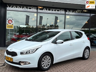 Kia Ceed Cee'd 1.6 GDI Plus Pack 5Drs Aut. Navi Camera Clima Cruise NL-Auto NAP Dealeronderhouden!