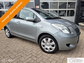 Toyota Yaris 1.3 VVTi AUTOMAAT DEALERONDERHOUDEN NAP AIRCO
