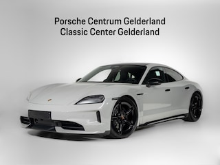 Porsche Taycan 4 Black Edition