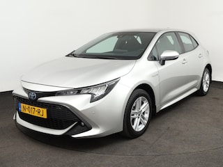 Toyota Corolla 1.8 Hybrid Active | Climate • ///