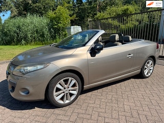 Renault Mégane Coupé-Cabriolet 1.4 TCE Privilège/NWE APK/CRUISE/CLIMA/NAVI/PANO/STOELVERWARMING/REGENSENSOR