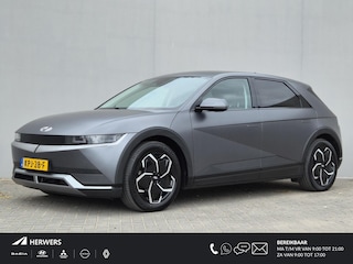 Hyundai Ioniq 5 Connect 77.4 kWh / SOH 100% / Fabrieksgarantie tot 04-2028 / Dealer onderhouden / CCS snelladen / WLTP bereik 507 km bereik stad 710 km / Stuur- Stoel & Achterbank verwarming / Trekgewicht 1600 kg / Achteruitrijcamera / Adaptief cruise control /