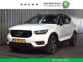 Volvo XC40 T2 129pk Aut. R-Design | BLIS | Adaptieve Cruise | Keyless