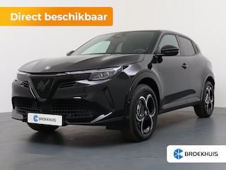 Alfa Romeo Junior Ibrida Ti | 18" lichtmetalen velgen - Fori | Elektrisch bediend panoramisch schuifdak | Techno Pack