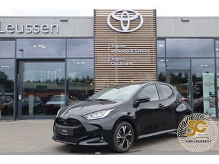 Toyota Yaris HYBRID 115 DYNAMIC STOEL/STUURVERW BLIND-SPOT P-SENSOREN 16'' LM-VELGEN KEYLESS CAMERA APPLE/ANDROID AD-CRUISE CLIMA LED
