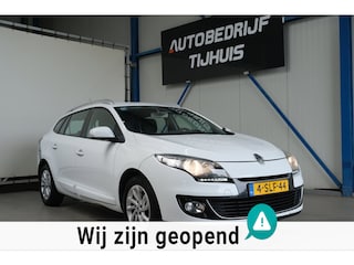 Renault Mégane Estate 1.5 dCi Collection > Schade achterzijde <