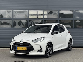 Toyota Yaris 1.5 HYBRID EXECUTIVE I AUTOMAAT I P-CAMERA I NAVIGATIE I APPLE CARPLAY I STOELVERWARMING