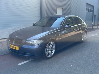 BMW 330i Dynamic Exec.