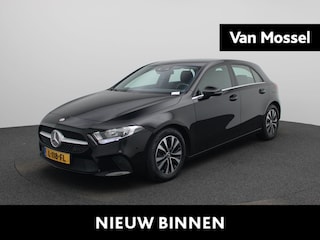Mercedes-Benz A-klasse 200 Advantage | Apple Carplay / Android Auto | Camera | Parkeersensoren | Cruise Control |