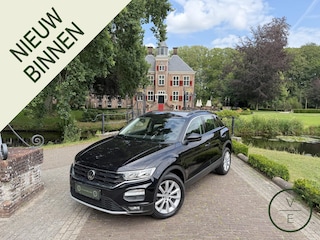 Volkswagen T-Roc 1.0 TSI | Keyless | Camera | Adaptive |