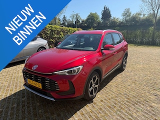 MG ZS 1.5 Hybrid+ Comfort | Navi | CarPlay | Stoffen Interieur | Camera | Led Koplampen | Stoelverwarming | Camera |